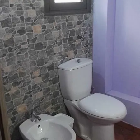 La Rocca Del Gelsomino Bed & Breakfast 2*