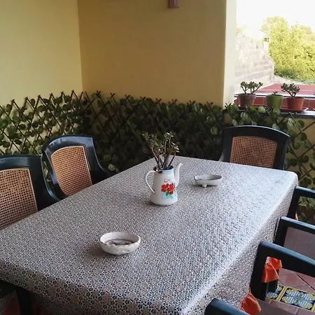 Bed & Breakfast La Rocca Del Gelsomino