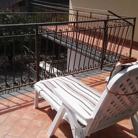 Bed & Breakfast La Rocca Del Gelsomino